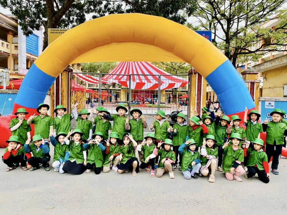 HOẠT ĐỘNG TRẢI NGHIỆM