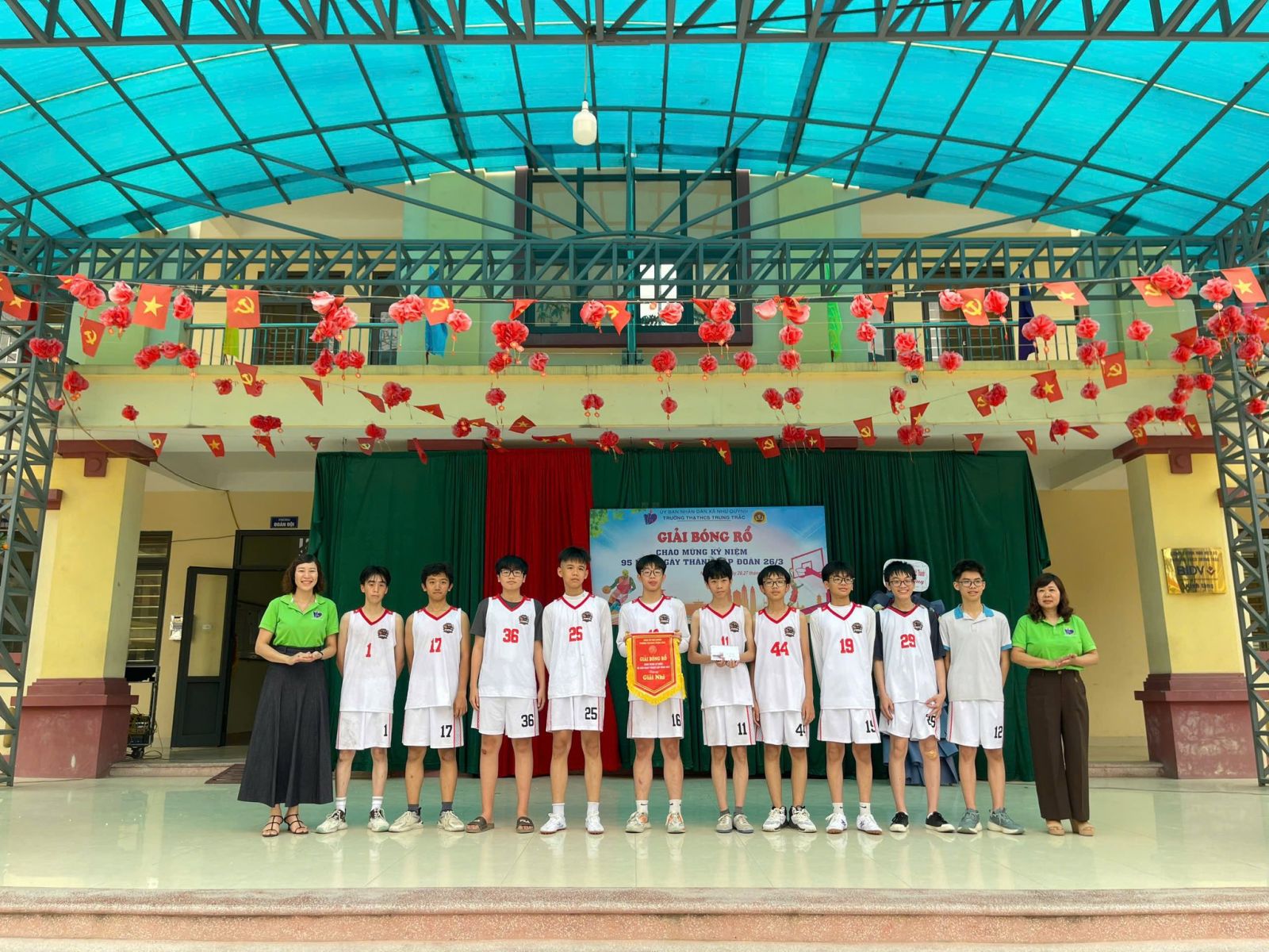 KHÍ THẾ THỂ THAO LAN TỎA TẠI TRƯỜNG TH&THCS TRƯNG TRẮC