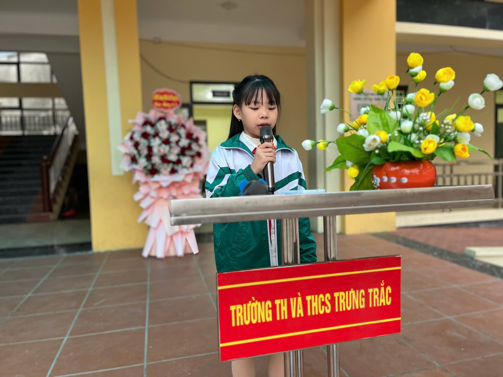CHÀO THÁNG 3