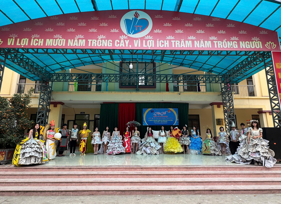 🌈🌿 HOẠT ĐỘNG STEM “BẢO VỆ THIÊN NHIÊN, MÔI TRƯỜNG” - SÁNG TẠO TỪ CHẤT LIỆU TÁI CHẾ 🌿🌈