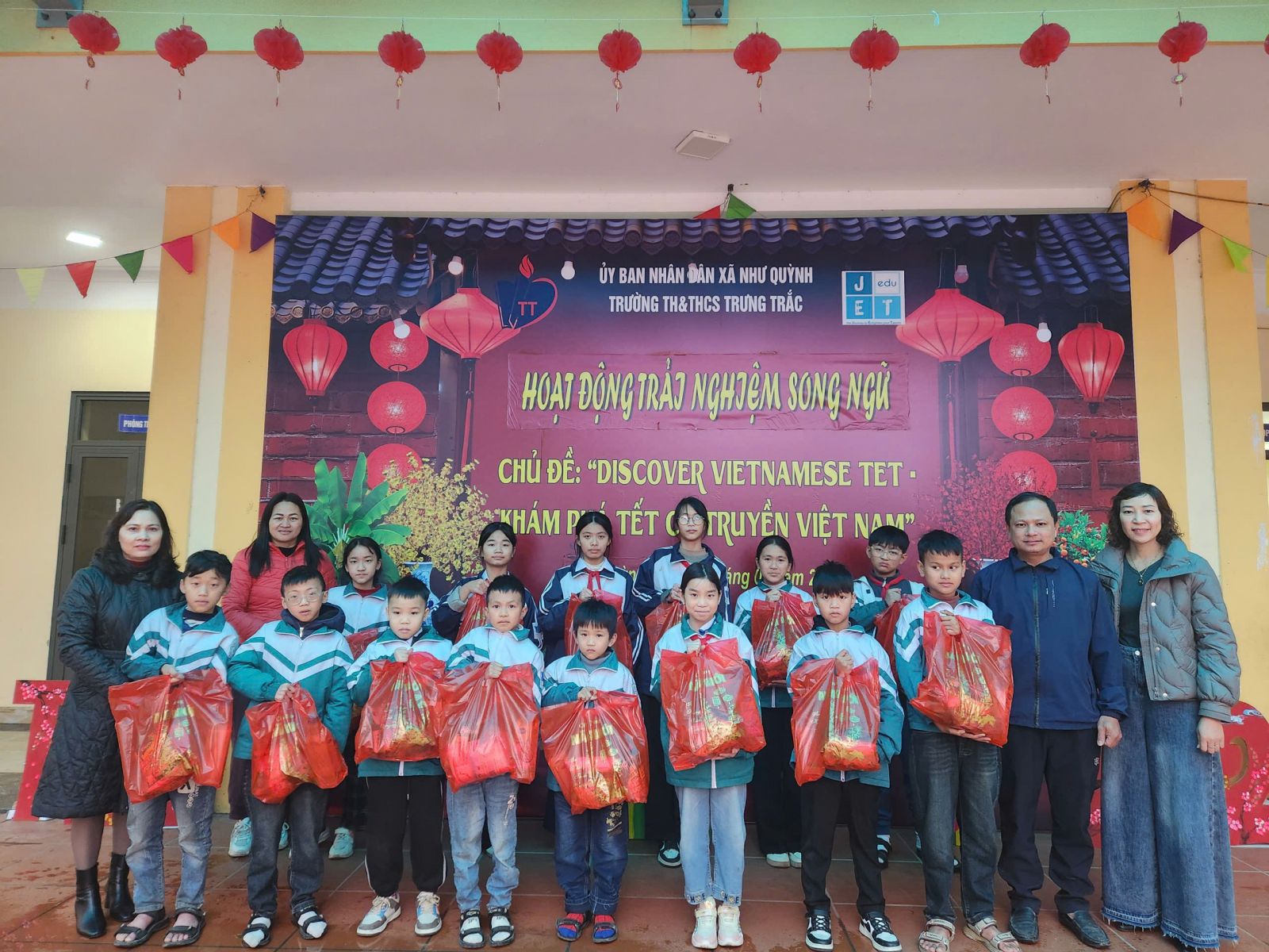 XUÂN GẮN KẾT - TẾT YÊU THƯƠNG